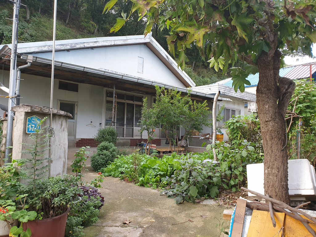 bg_restaurant_compound · 8