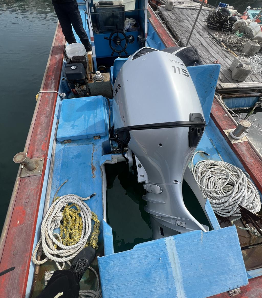 bg_fishing_boat · 11