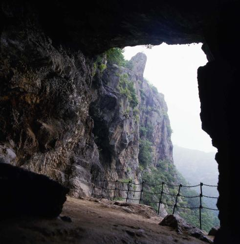 bg_natural_cave · 7