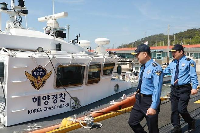 bg_police_patrol_boat · 2 ★선택